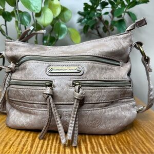 Stone Mountain Accessories Beige 3D Embossed Textured Shoulder Bag